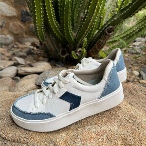 Dr. Scholl’s Madison Lace Platform Sneaker Women’s 8.5M White and Blue Denim